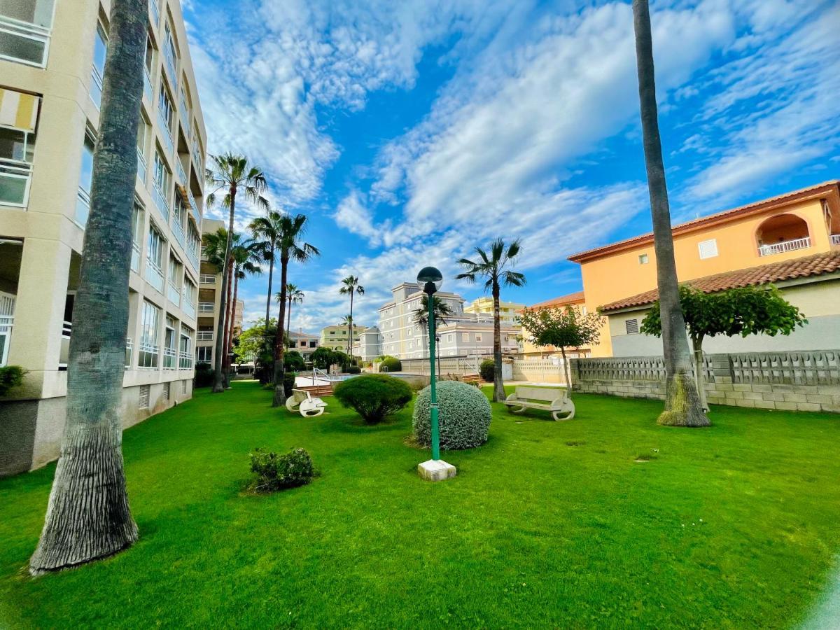 Apartamento Con Piscina 3 Habitaciones Sueca Esterno foto